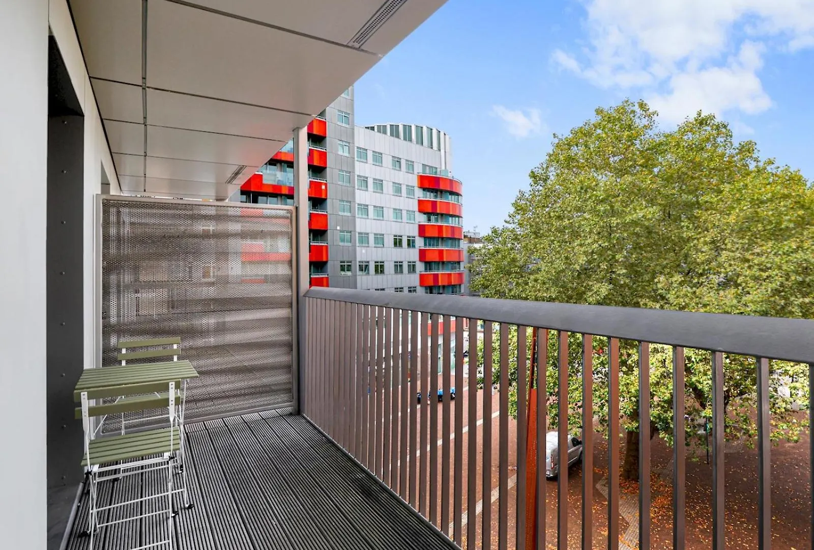 Pass The Keys Spacious 2-Bedroom Apartment London