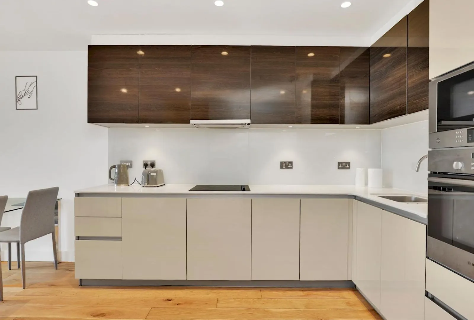 Pass The Keys Spacious 2-Bedroom Apartment London