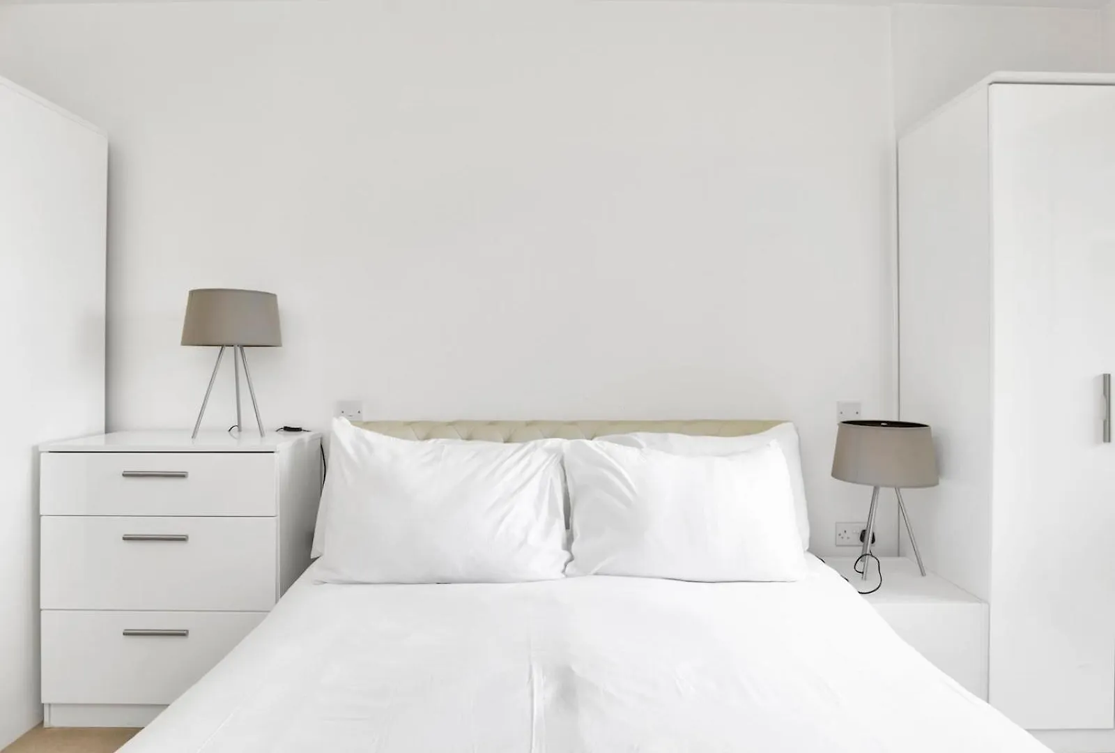 Pass The Keys Spacious 2-Bedroom Apartment London 0*,  United Kingdom